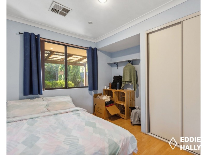 6 Tarndale Way, South Lake WA 6164