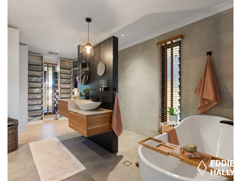 57 Conigrave Road, Yangebup WA 6164