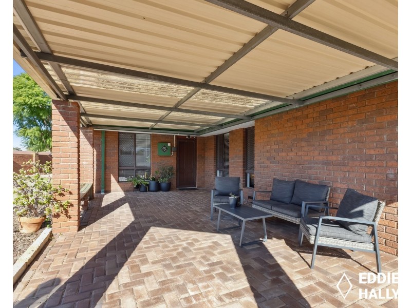 21 Tarndale Way, South Lake WA 6164