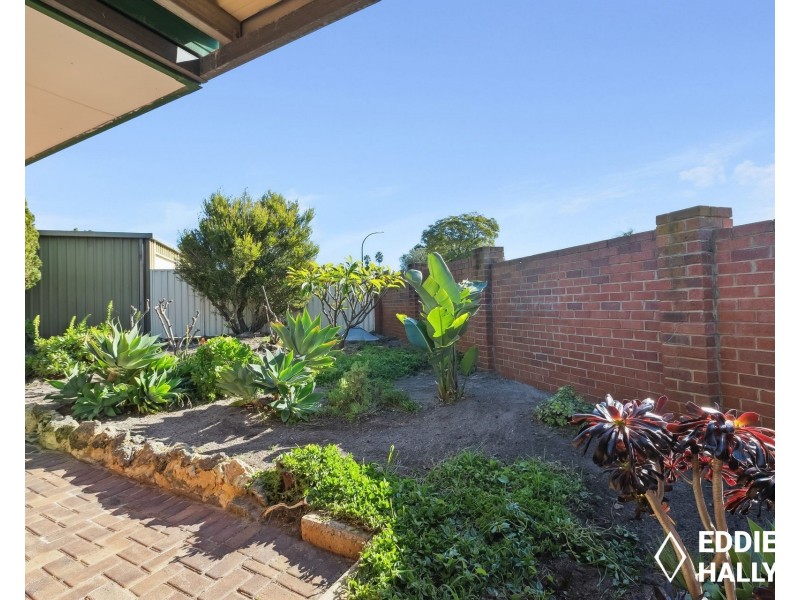 21 Tarndale Way, South Lake WA 6164