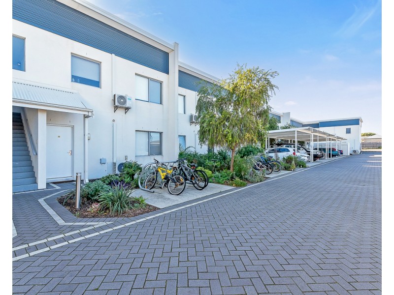 13/2 Royston Link, Butler WA 6036