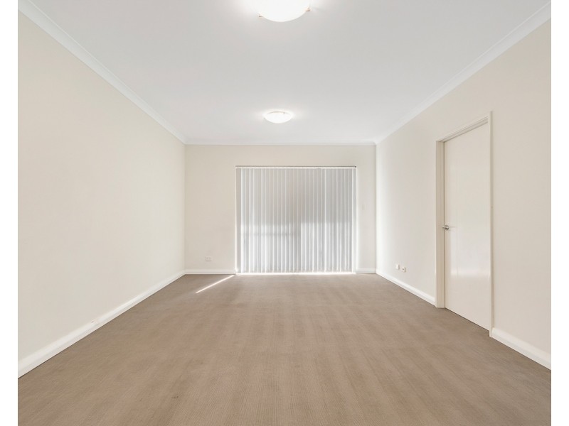 13/2 Royston Link, Butler WA 6036
