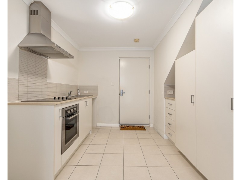 13/2 Royston Link, Butler WA 6036