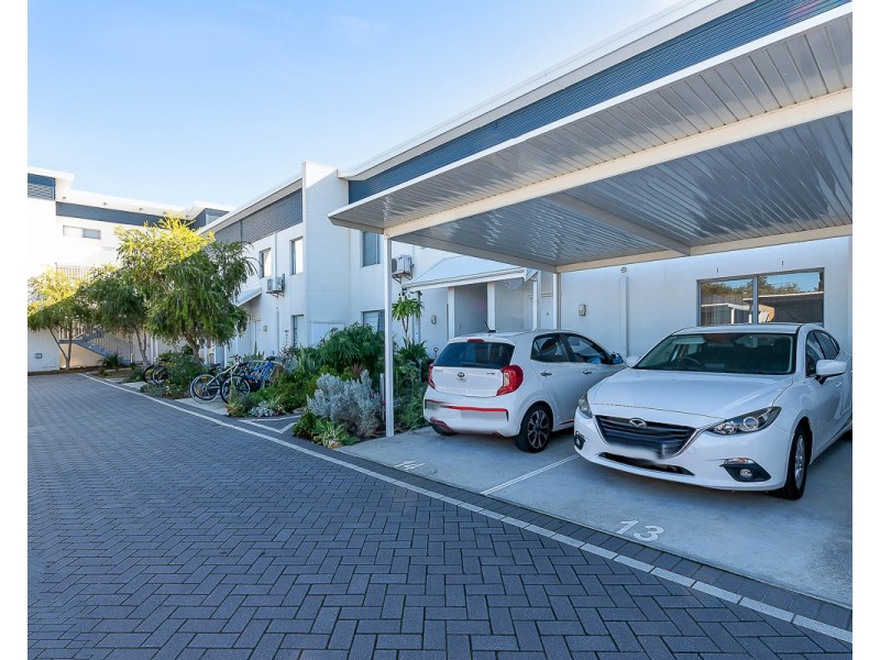 13/2 Royston Link, Butler WA 6036