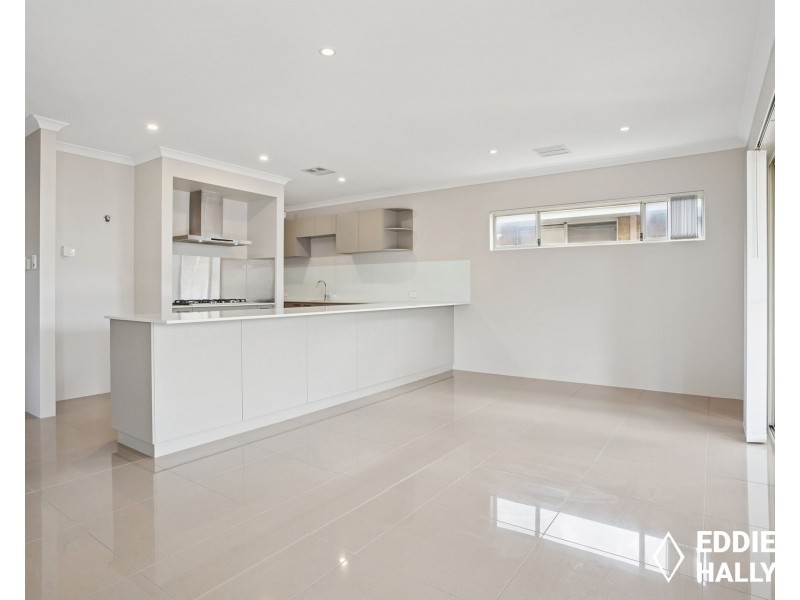 41 Dickerson Loop, Hammond Park WA 6164