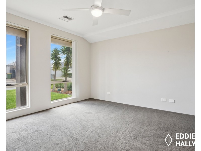 41 Dickerson Loop, Hammond Park WA 6164