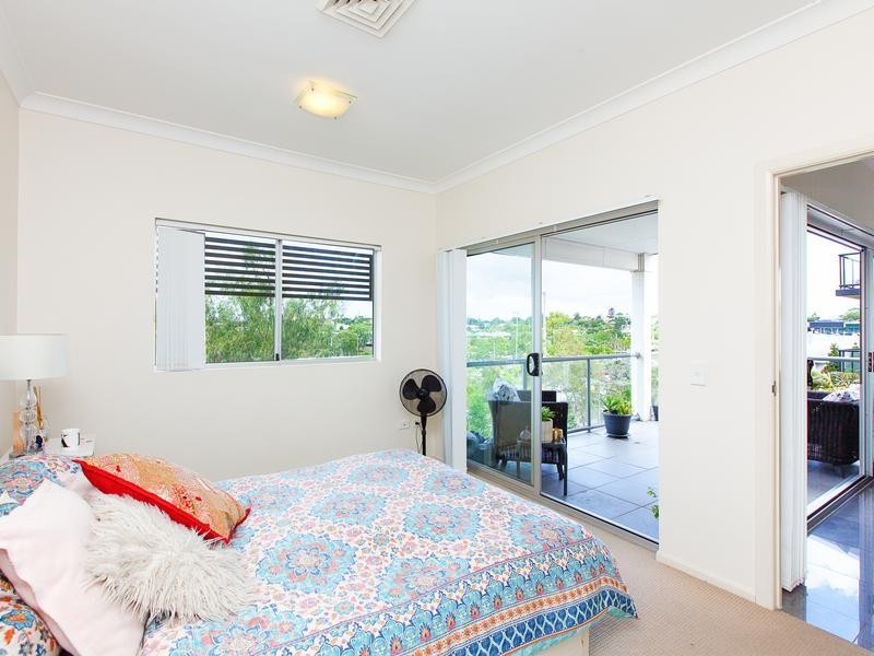 24/45 Playfield Street, Chermside QLD 4032