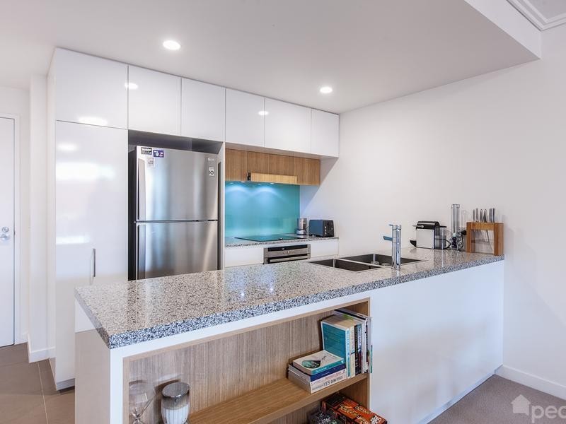 512/113 Commercial Road, Teneriffe QLD 4005