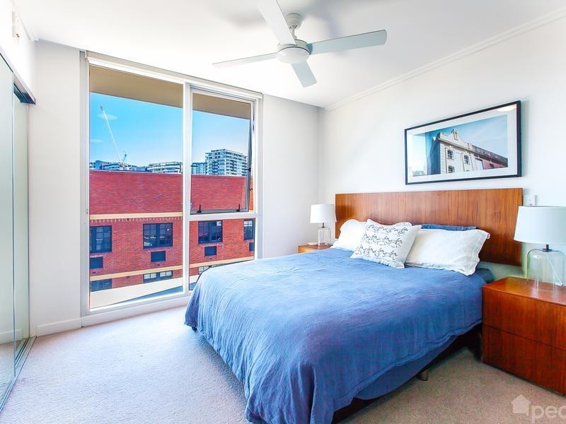 512/113 Commercial Road, Teneriffe QLD 4005