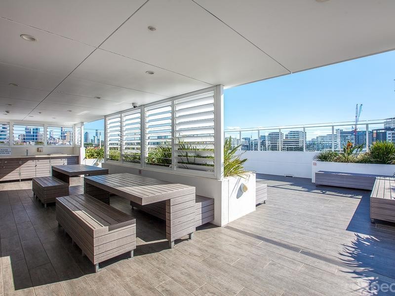 512/113 Commercial Road, Teneriffe QLD 4005