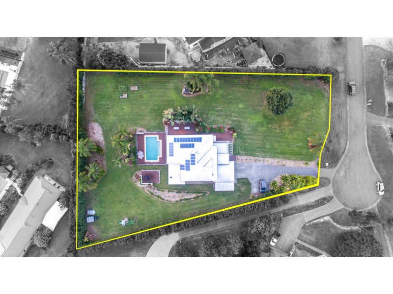 4 Dressage Close, Highvale QLD 4520