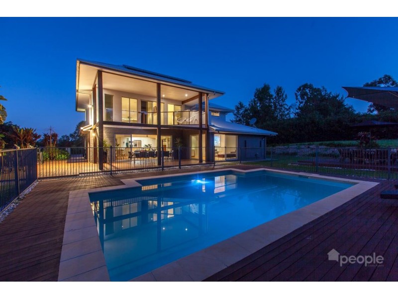 4 Dressage Close, Highvale QLD 4520