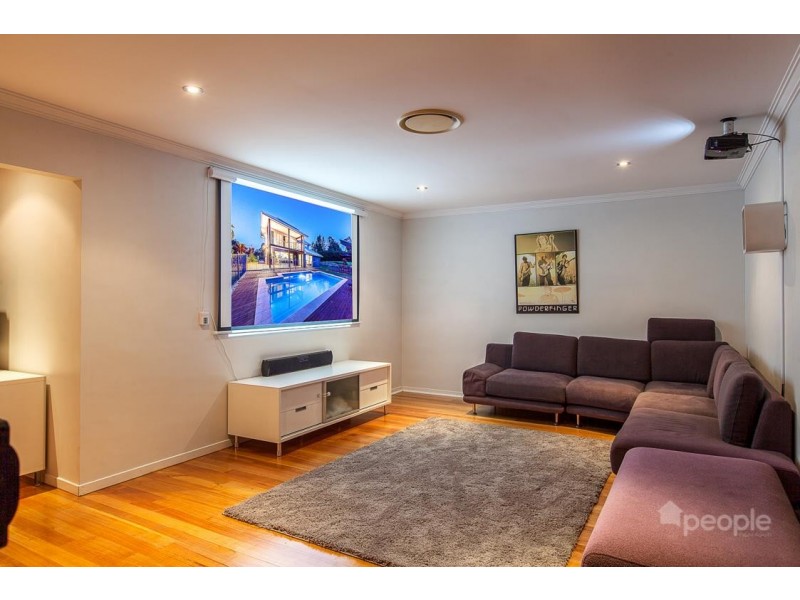 4 Dressage Close, Highvale QLD 4520