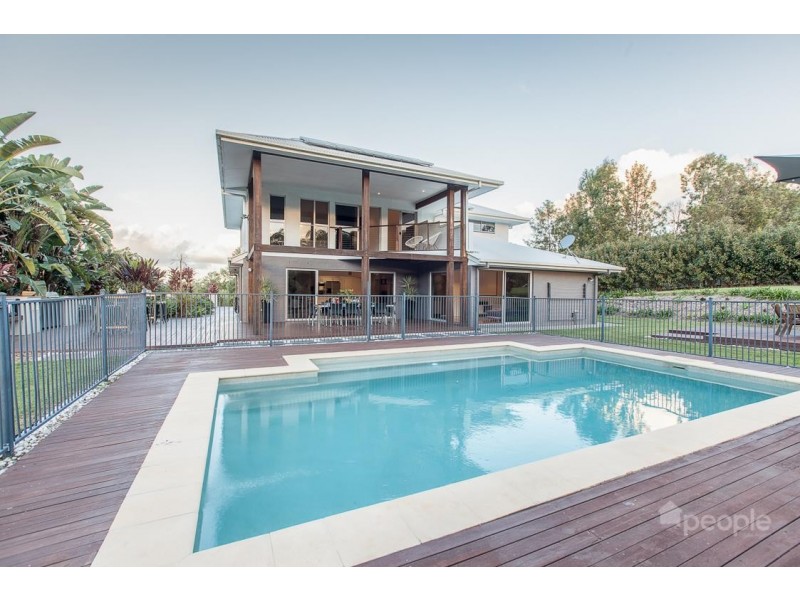 4 Dressage Close, Highvale QLD 4520