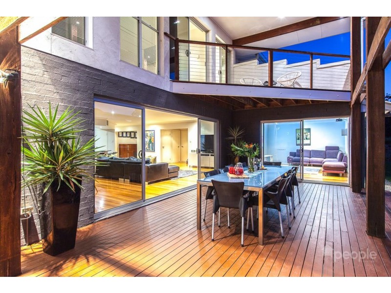 4 Dressage Close, Highvale QLD 4520