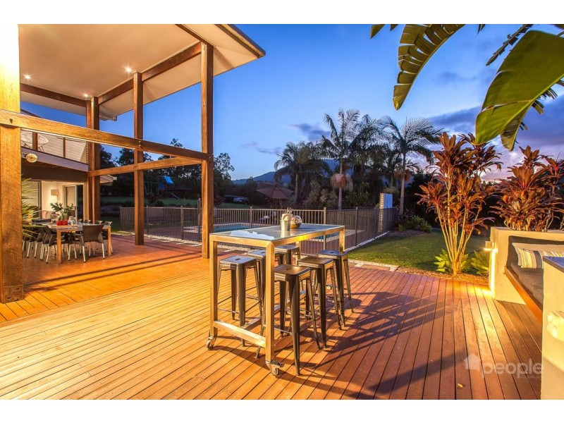 4 Dressage Close, Highvale QLD 4520