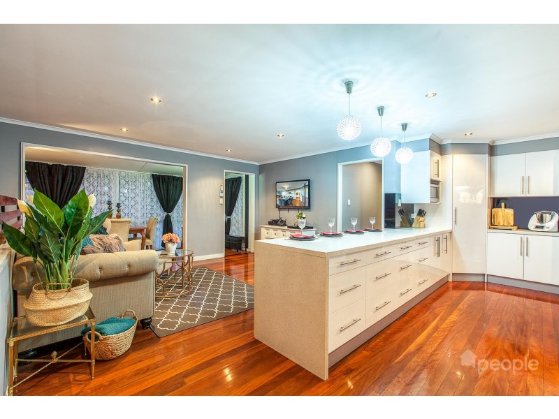 10 Somerset Street, Rochedale South QLD 4123