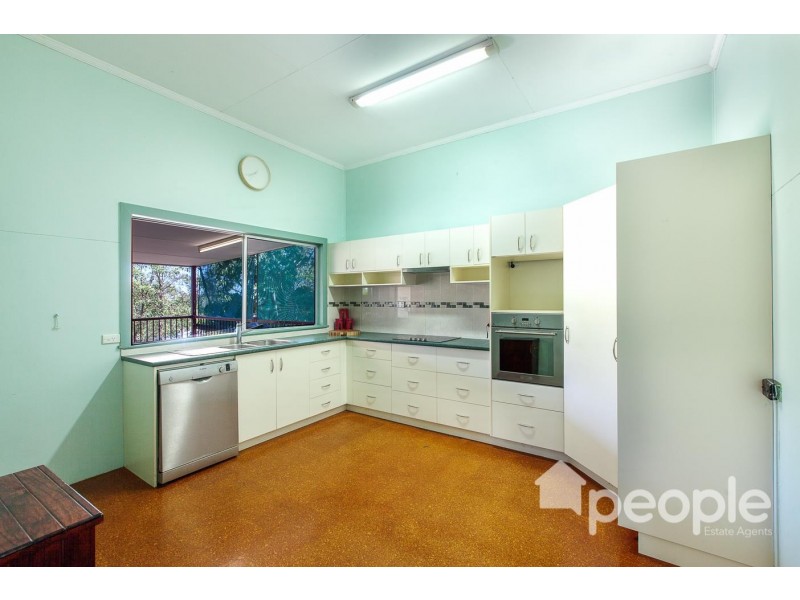16 Cribb Street, Sadliers Crossing QLD 4305