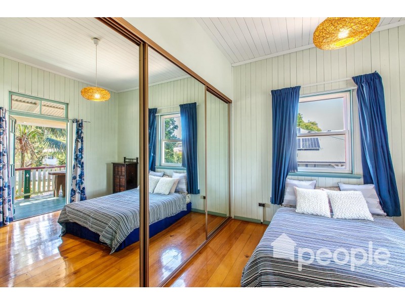 16 Cribb Street, Sadliers Crossing QLD 4305