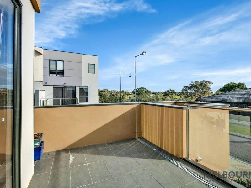 26 Featherpark Way, Craigieburn VIC 3064