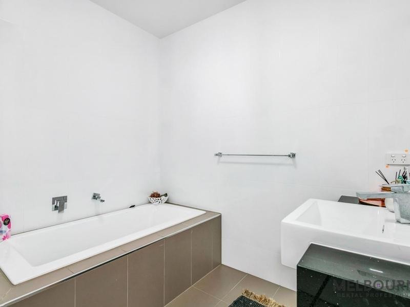 26 Featherpark Way, Craigieburn VIC 3064