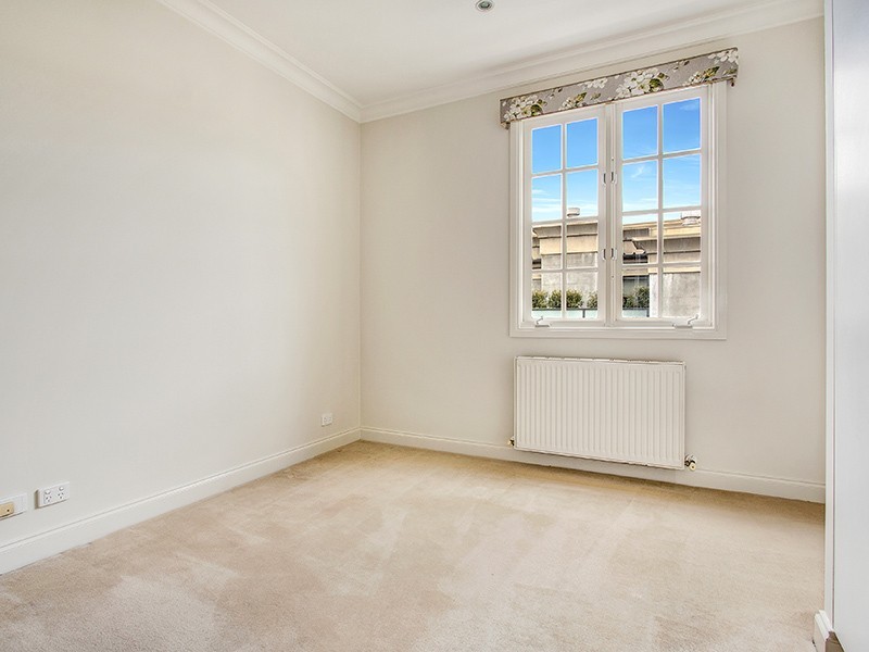 11/105 Mathoura Road, Toorak VIC 3142