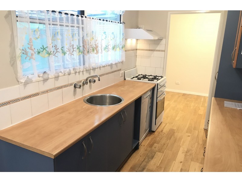 5 Kenley Court, Meadow Heights VIC 3048