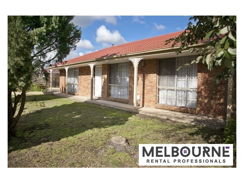 20 Chomley Street, Cranbourne VIC 3977