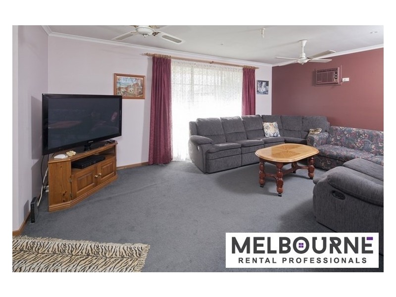 20 Chomley Street, Cranbourne VIC 3977