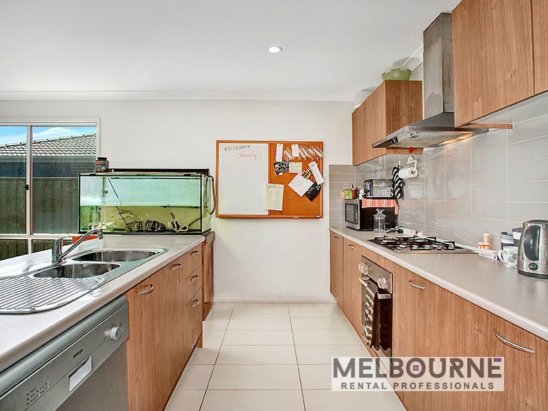 43 Manuka Grove, Wyndham Vale VIC 3024
