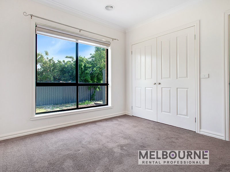 70 Kinglake Crescent, Craigieburn VIC 3064