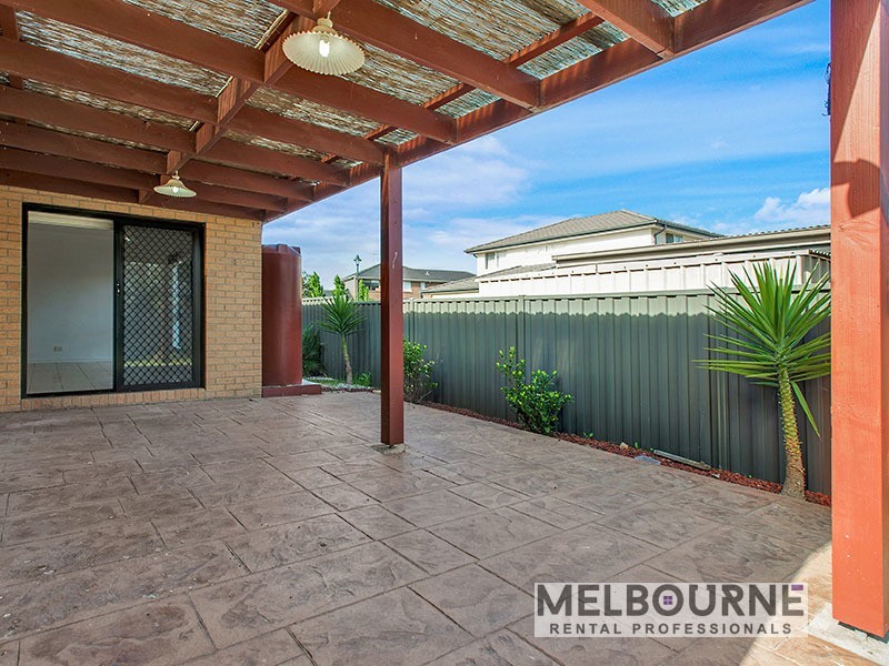 70 Kinglake Crescent, Craigieburn VIC 3064