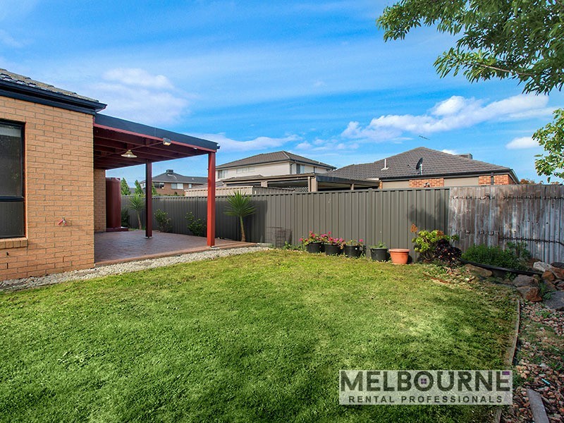 70 Kinglake Crescent, Craigieburn VIC 3064