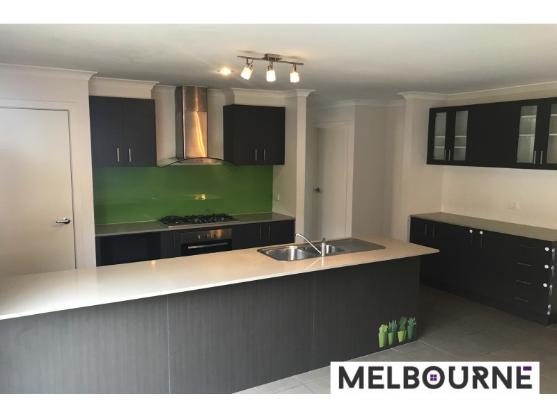 18 Landscape Drive, Truganina VIC 3029