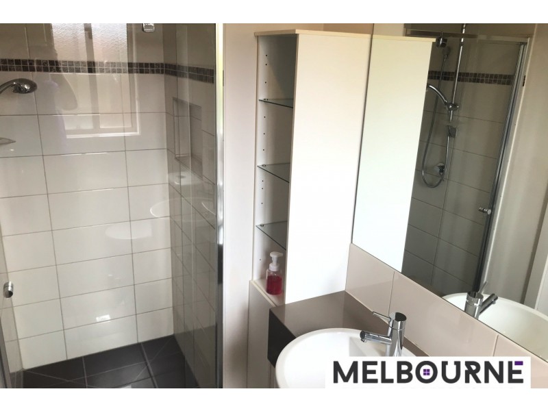 18 Landscape Drive, Truganina VIC 3029