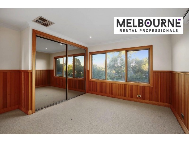 2 Mawson Close, Wantirna South VIC 3152