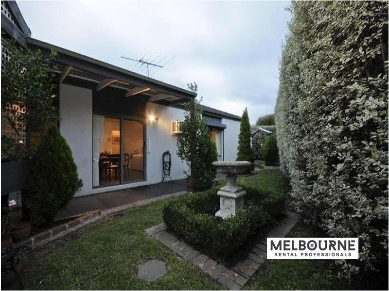 104 Jenola Parade, Wantirna South VIC 3152