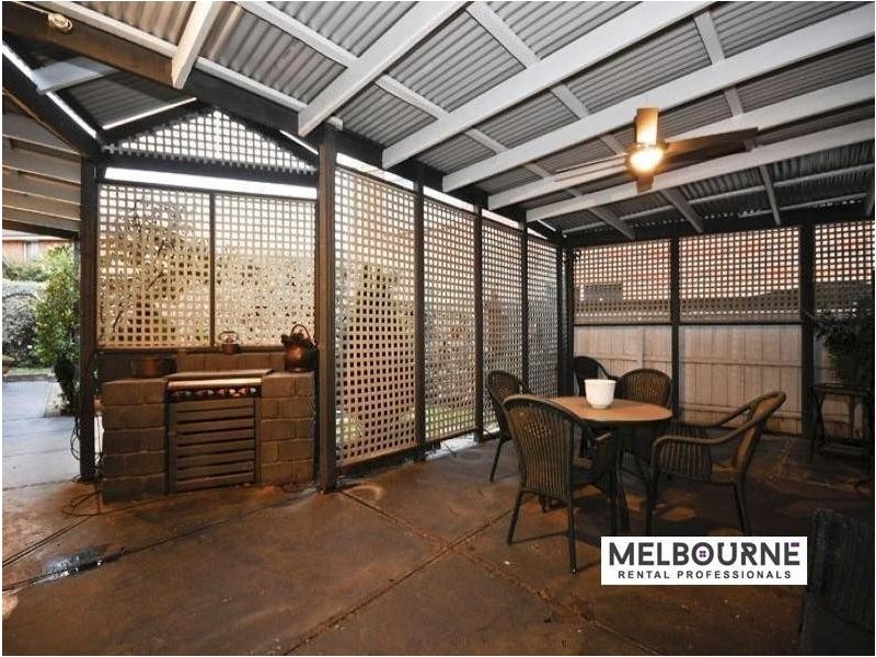 104 Jenola Parade, Wantirna South VIC 3152