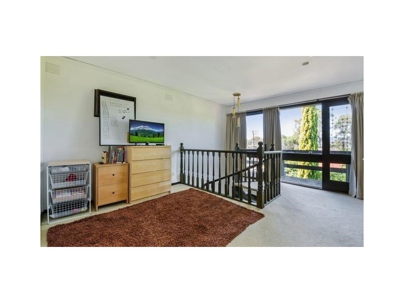 37 Canterbury Road, Ringwood East VIC 3135