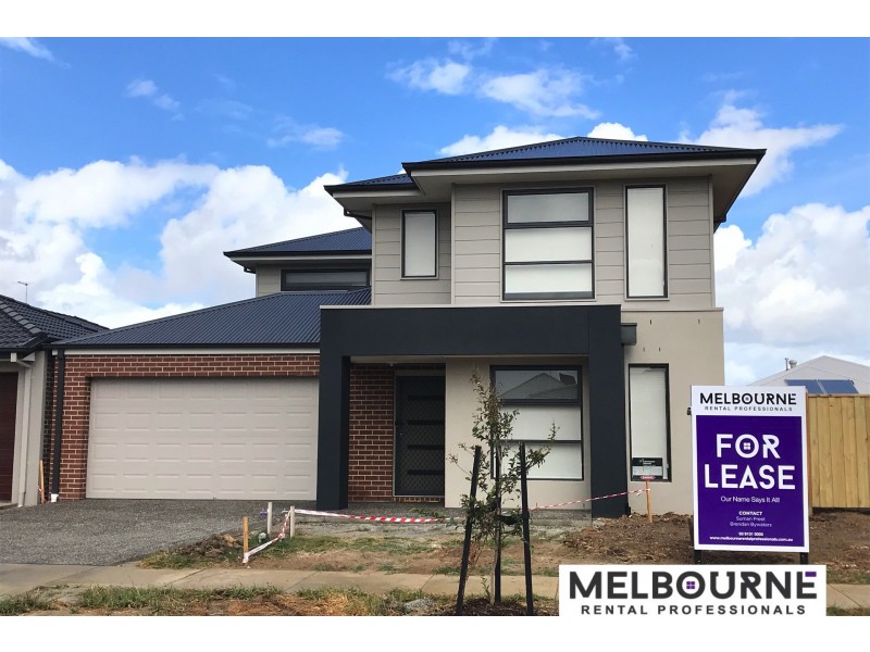 14 Langshan Road, Clyde North VIC 3978