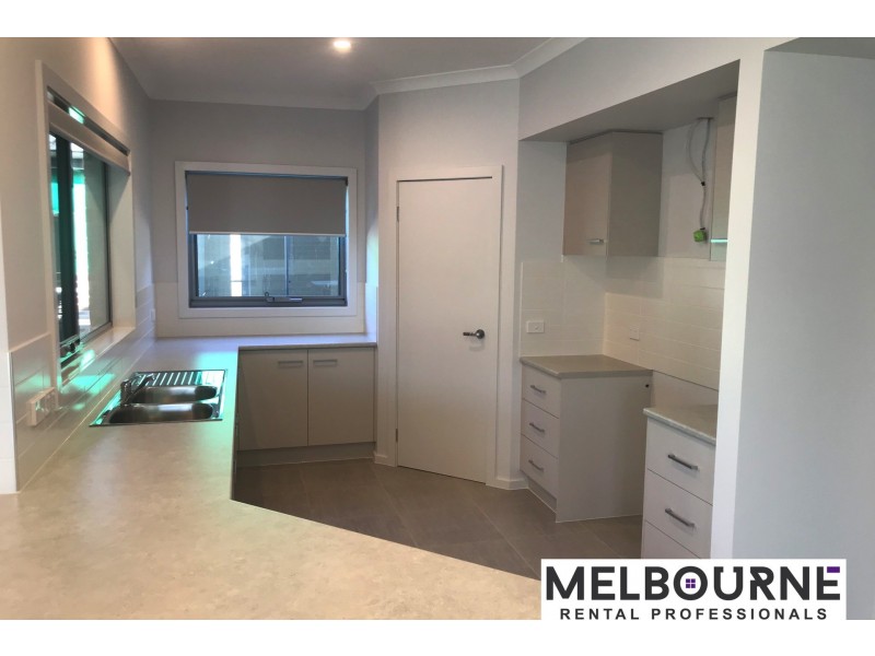 41 Hartleigh Street, Clyde VIC 3978