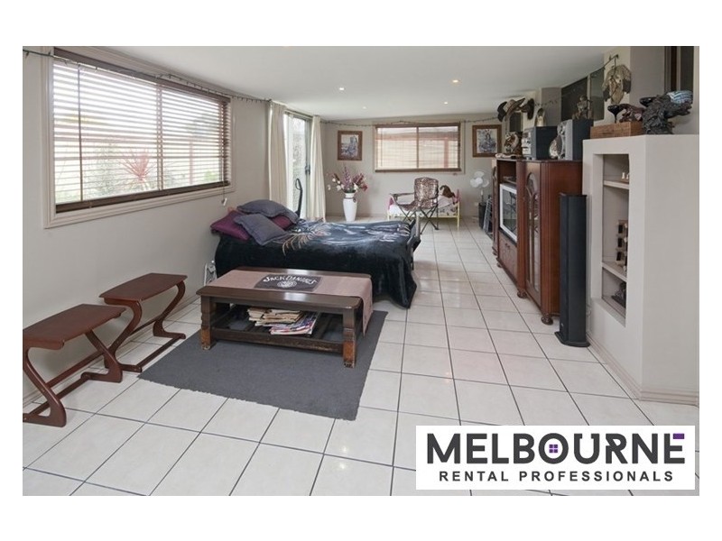 20 Chomley Street, Cranbourne VIC 3977