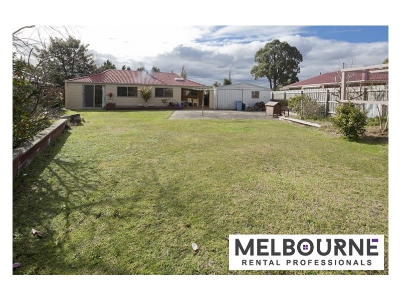 20 Chomley Street, Cranbourne VIC 3977