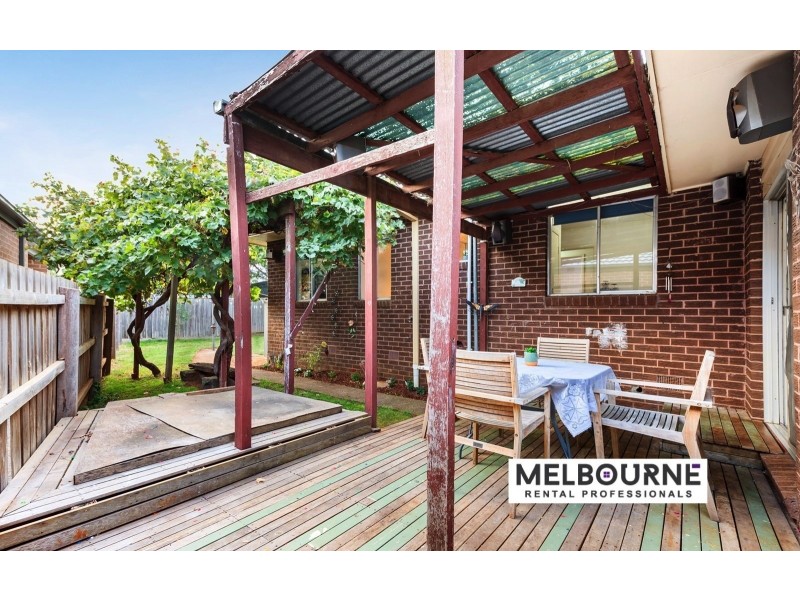 5 Bourke Road, Melton South VIC 3338