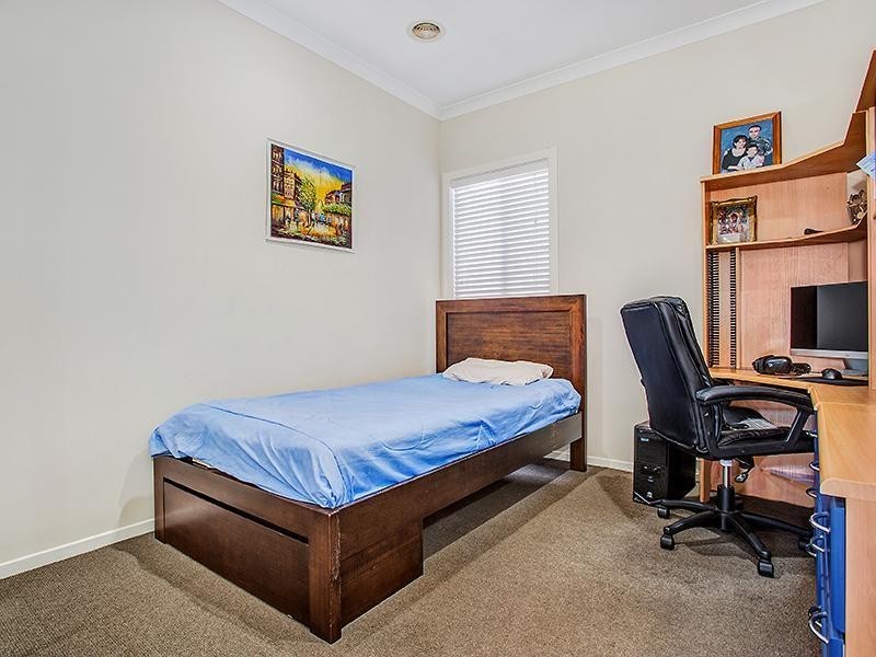 4 Cauduro Way, Epping VIC 3076