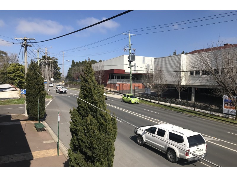 392 Middleborough Road, Blackburn VIC 3130