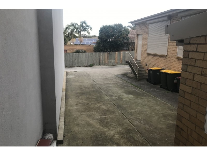 392 Middleborough Road, Blackburn VIC 3130