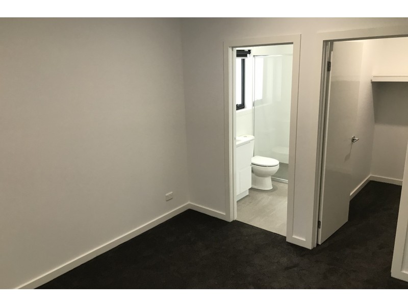 2/15 Laurel Street, Preston VIC 3072