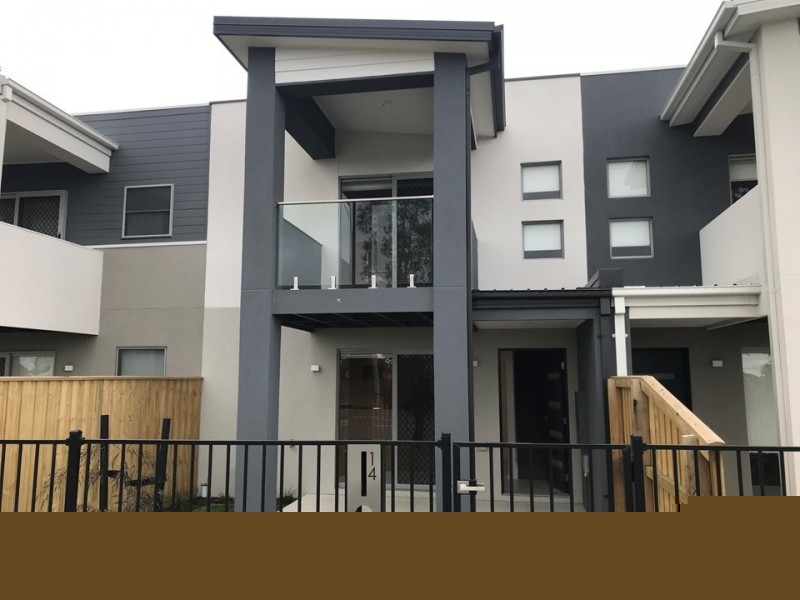 14 Nunkeri Court, Clyde North VIC 3978