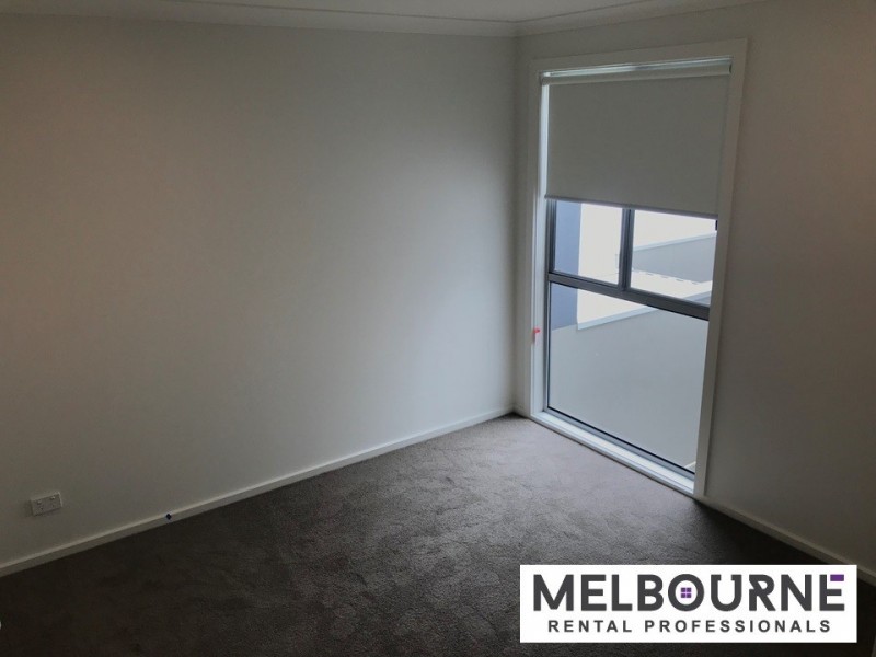 14 Nunkeri Court, Clyde North VIC 3978